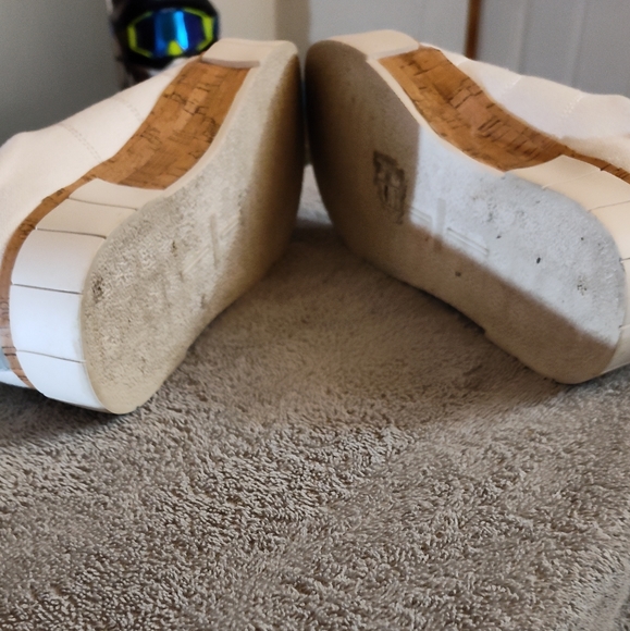 *SOLD* Dolce Vita YaYa Women's Casual Shoes sz 10M Wht/Yellow - Picture 5 of 8